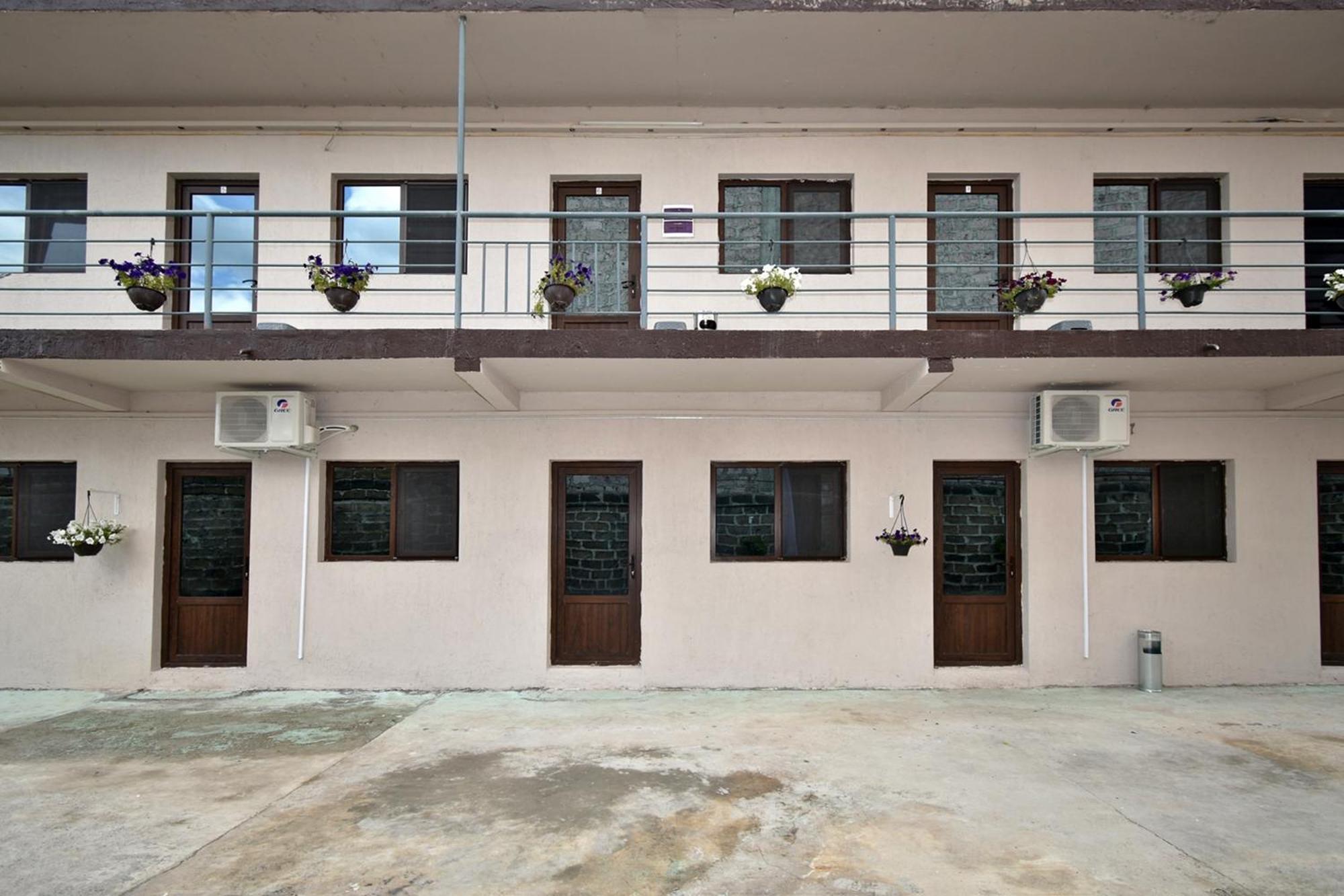 Hotel Sirik Armavir Esterno foto